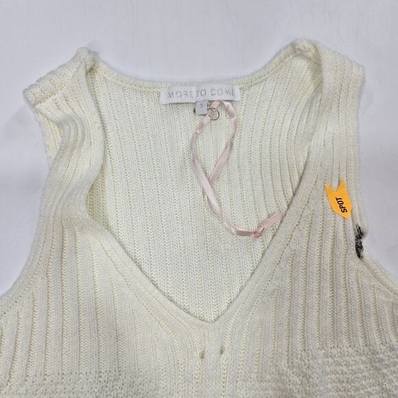 MORE TO COME Khloe Ruched Knit Top in White Small - Picture 3 of 10